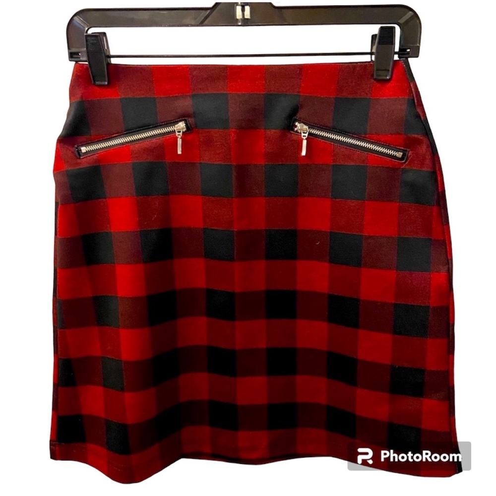 Maurices Black Red Checkered Buffalo Plaid Mini Skirt Size XS